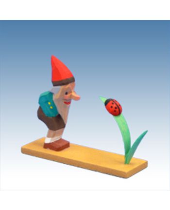Zwerg mit Käfer