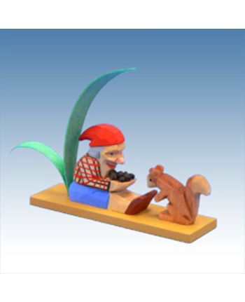Zwerg mit Eichhörnchen
